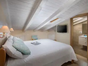 Valdibora Sea View Residence