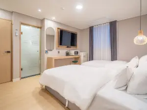 BrownDot Hotel Gimhae City Hall