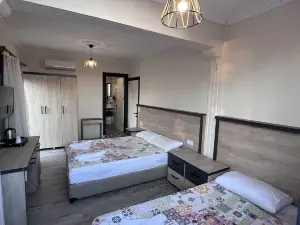 Yucel Hotel