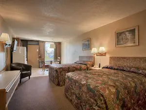 Tarpon Shores Inn
