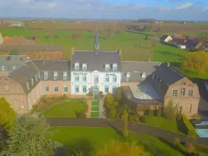 Logis - Hostellerie Saint-Louis & Restaurant Pauze