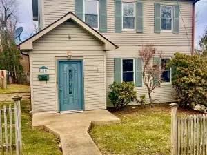 50ft From WVU Tech Campus, 2 Bedroom House