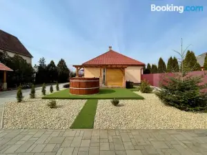 Halvány Vendégház