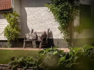 Gieters Gruttertje, Vintage Stay in the Village Centre