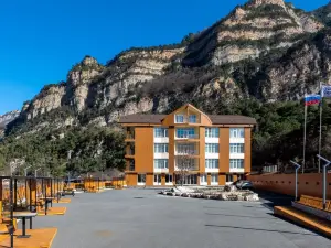 Khares Hotel