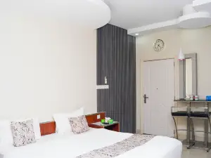 Palette Muscat Al Bayrahaa