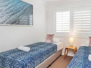 Cabarita Beachfront Poolside 23