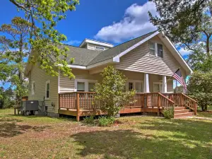 Secluded and Quiet Coastal Home 1 Mile to Boat Ramp