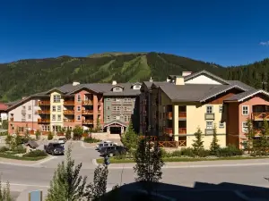 Fireside Lodge #419 by Bear Country