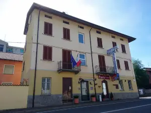 Hotel Calaluna