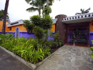 Hotel Casa Naranja