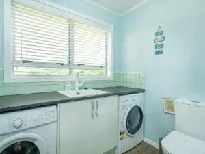 ONEPU MOANA 4-6 Bdr Holiday Home