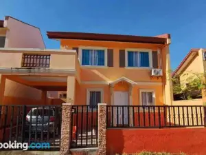 4 Bedrooms Cozy House for Family & Group Staycation in Cagayan de Oro City