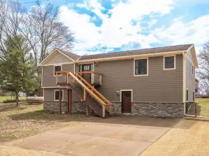 Somerset River Retreat