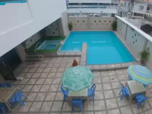 Hotel Dorado Inn