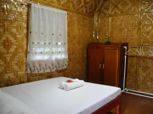 Victordelia Hilltop Hostel