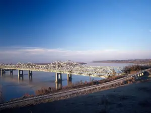The Bridges Hotel