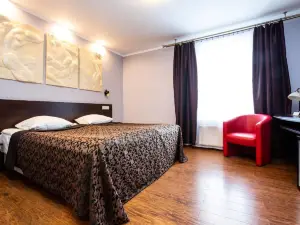 Primo Hotel