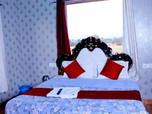 Hotel O Krishna Manu Palace