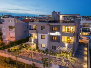 Luxury Majpruz Suites