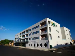 Quest Dubbo