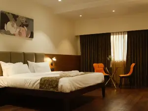 Sunstone Suites