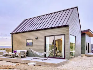 Stardust Big Bend Luxury Cottage