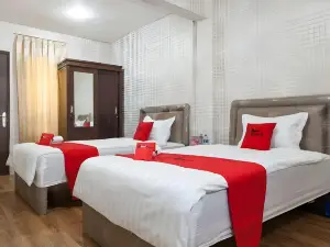 RedDoorz Near Pelabuhan Tanjung Perak 2 Surabaya