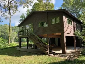 Picturesque Getaway Tippecanoe River
