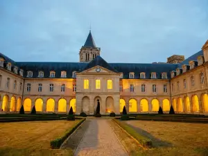 ホテル ル リオン ドール エ レストラン ラ ターブル デュ リオン