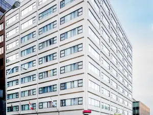 The Hollis Halifax - a DoubleTree Suites by Hilton