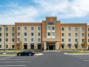 Comfort Inn & Suites