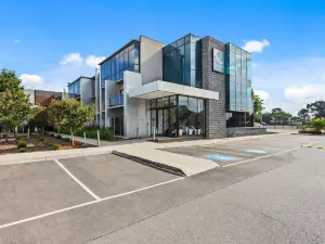 Quality Hotel Taylors Lakes
