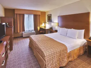 La Quinta Inn & Suites by Wyndham Danbury