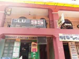 Club 95 Hotel