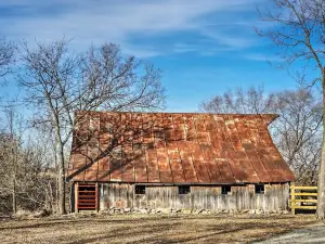 Lawrence Area Vacation Rental 15 Mi to Topeka!