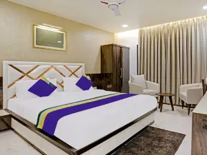 Treebo Premium Golden Bliss Trimurti Nagar Square
