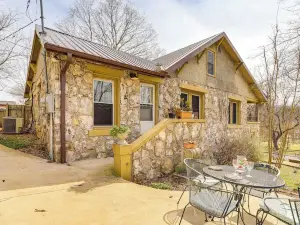 Historic 'Hardy House' on Main Street w/ Fire Pit!
