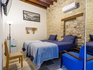 Lazaros Stonehouse