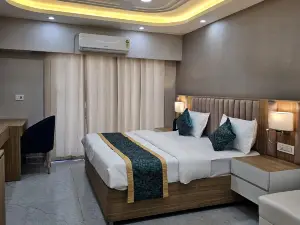 Shri Sadhana Inn