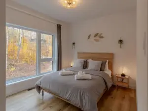 LIV Tremblant - Mountain Escape Close to Skiing