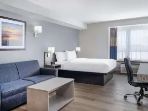 Microtel Inn & Suites by Wyndham Kanata Ottawa West
