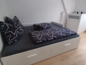 City Leaves Apartments