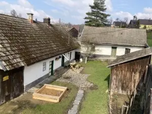 Cottage Anna with a Garden by Rivulet
