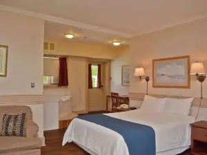 Isaiah Tubbs Resort & Conference Centre