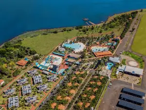 Grandes Lagos Resorts e Parque Aquático