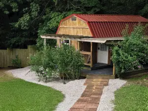 Cozy Studio Cabin Tiny House