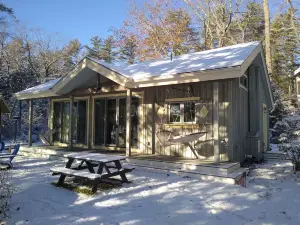 Grey Cabin with Sauna on Lake Monomonac