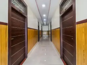 OYO 71164 Hotel Suryaansh