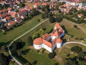 Beautiful Home in Klenovnik with Wifi, 3 Bedrooms and Sauna